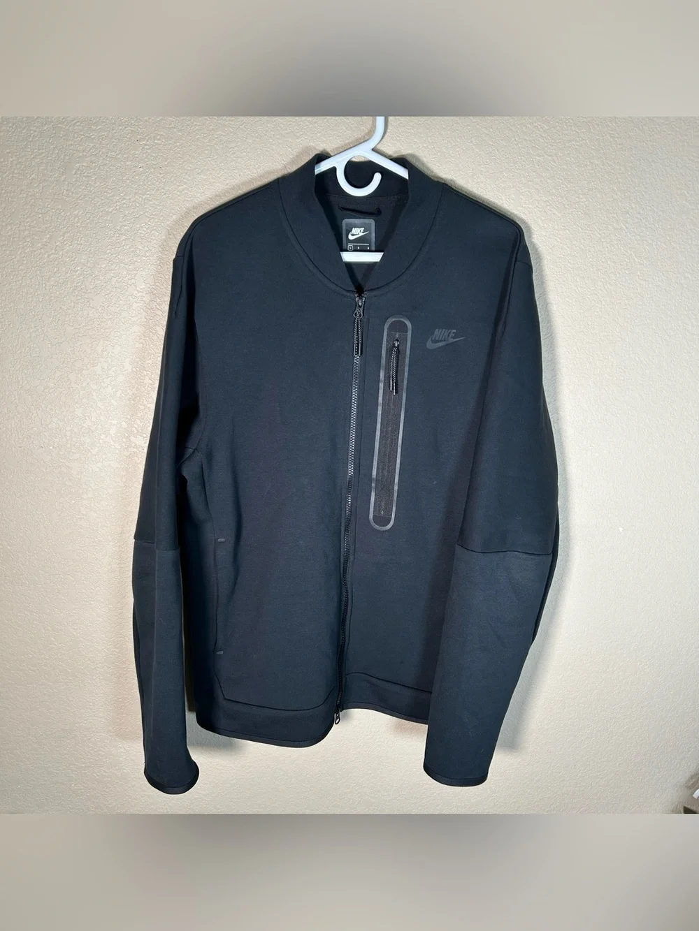 Nike Sportswear Tech Fleece Full Zip Bomber Jacket Black Men’s Large FB8008-010 - Picture 1 of 7